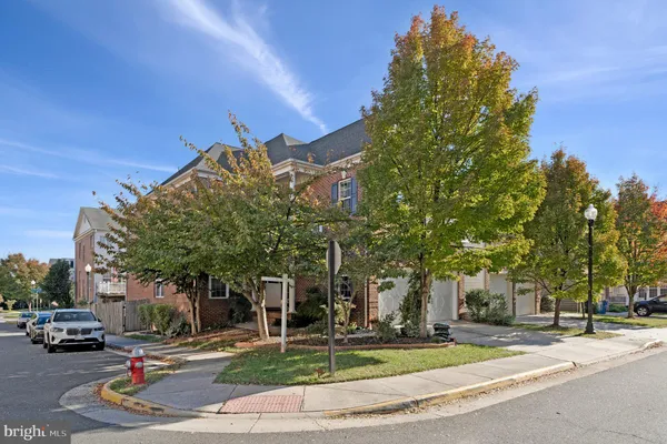 2472 CYPRESS GREEN LN
