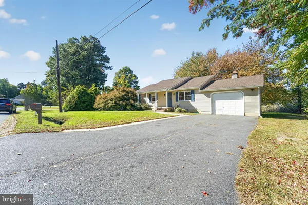 2627 CECIL DR