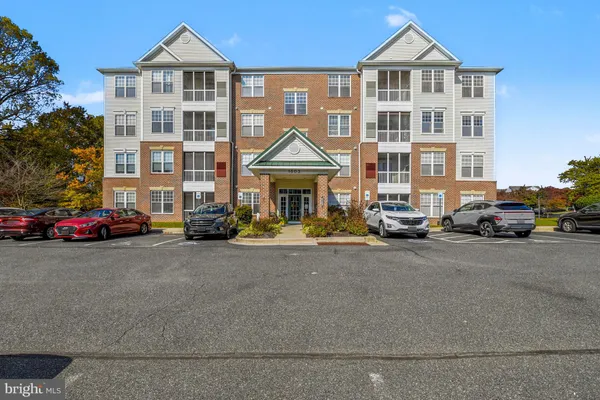 1603 MARTHA CT 404