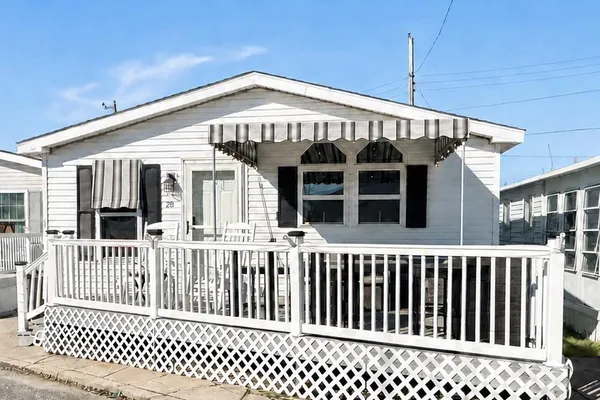 29 HILDRETH AVE