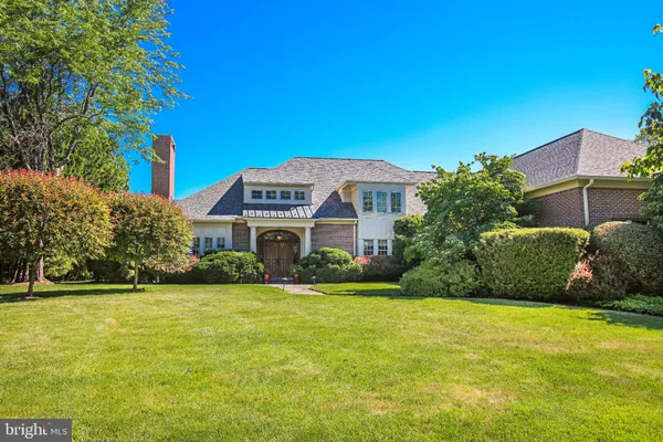 51 GRASMERE WAY