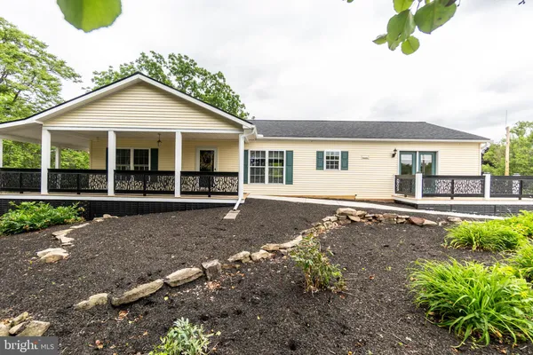 304 CRYSTAL CREEK XING