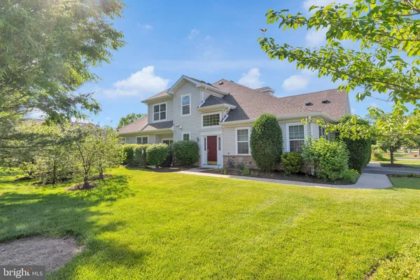 1 WILTSHIRE DR END