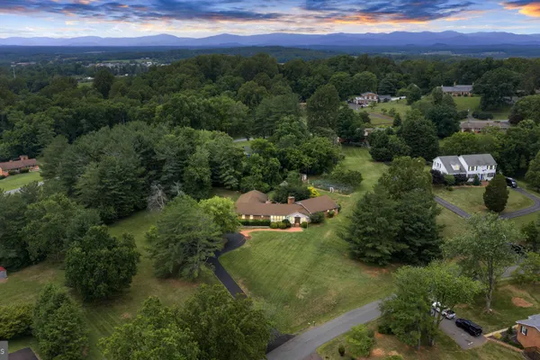 252 BOXLEY LN