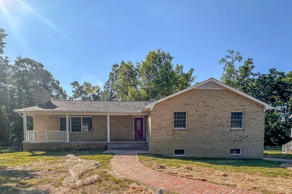 110 RUSSELLCROFT RD