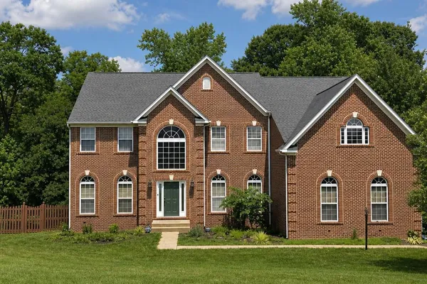 28 MILLBROOK RD