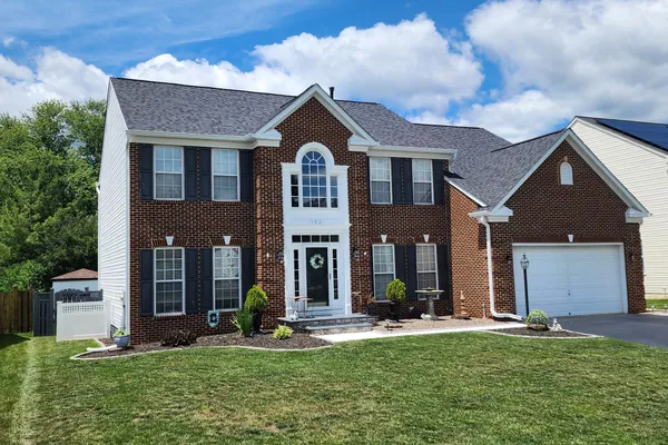 143 POLARIS DR