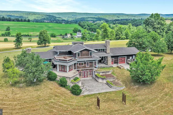 76 ZEHNER LN