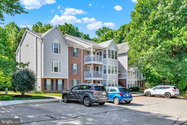 1004 JESSICAS CT