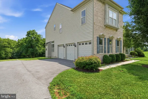 9010 DAMASCUS HILLS LN