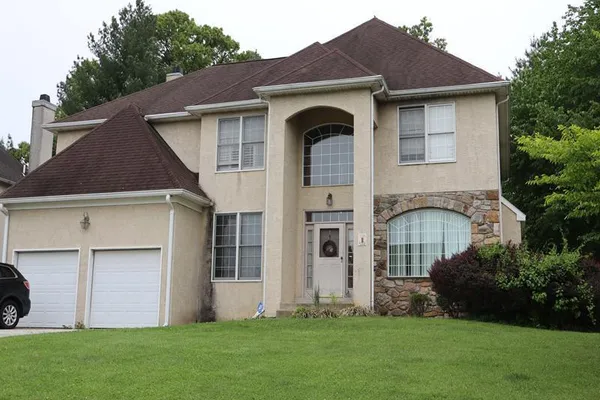 1 KATHRYN LN