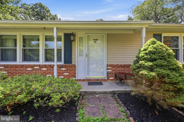 4403 MOLESWORTH TER
