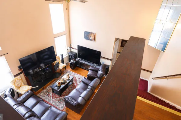 216 FRANKLIN AVE