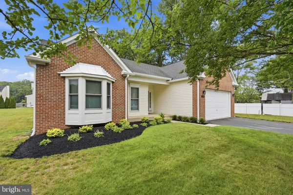 114 EDENDERRY AVE