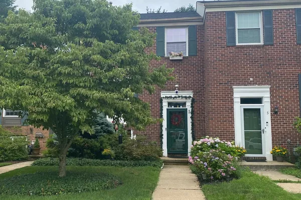 3 SUGAR TREE PL