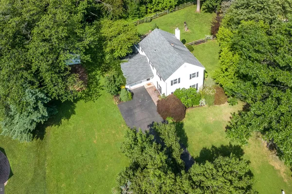 2045 FOSTER RD