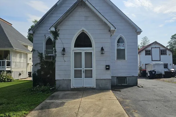 244 CHERRY ST