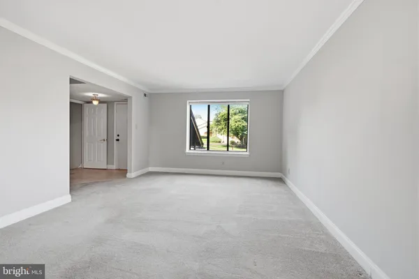 144 GOLF CLUB DR
