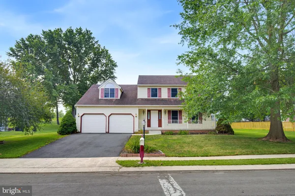 2822 RIDINGS WAY