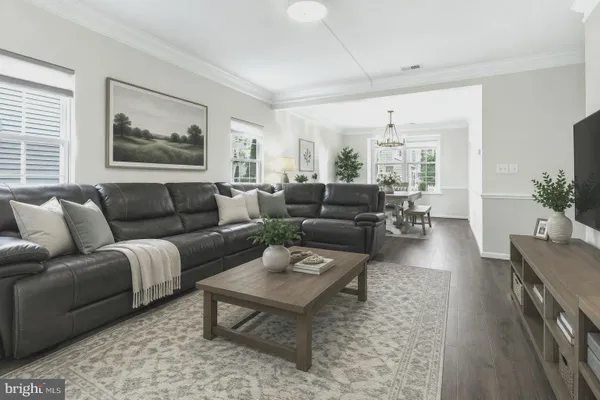 3 QUARRY CT