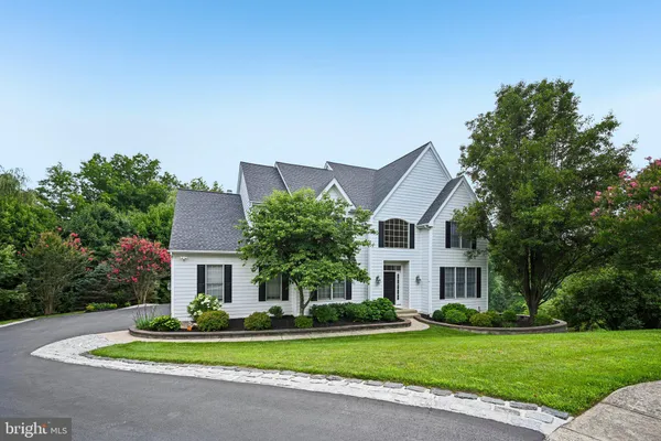 11 DEVONSHIRE CT