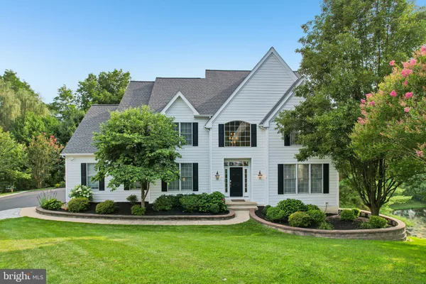 11 DEVONSHIRE CT