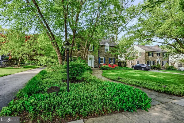 804 GREENWOOD RD