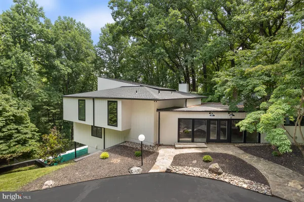 903 IVY HILL RD