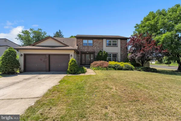 1 CHATEAU DR