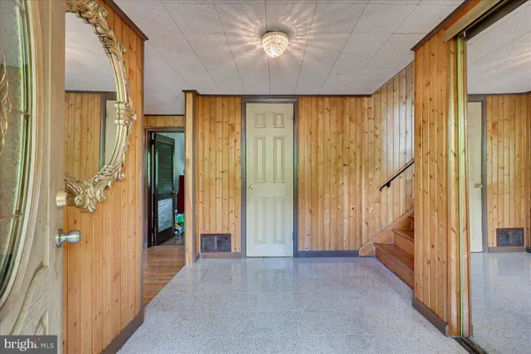 317 BROOKMEAD DR