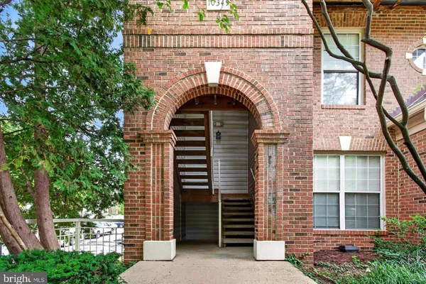 10349 SAGER AVE 301