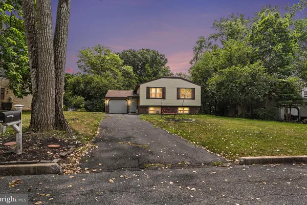 373 OAKLYN RD