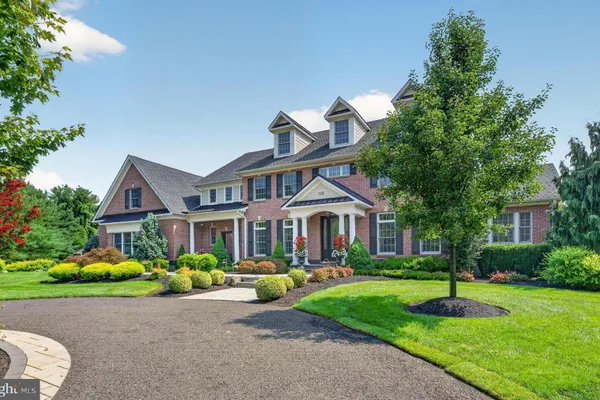 106 ASHLEY CT