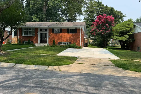 11204 MARKWOOD DR