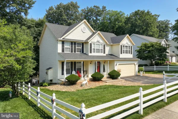 217 MOORE DR