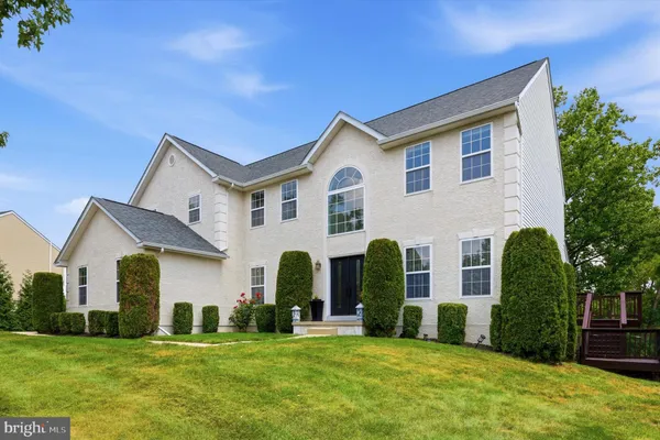 15 SPRINGFIELD DR