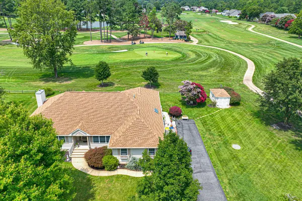 19 WINDWARD WAY