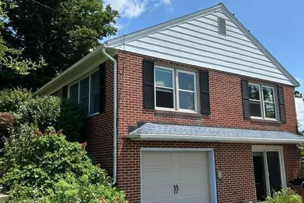 63 CHARLESTOWN RD
