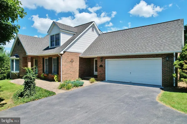 79 SUNSET CT