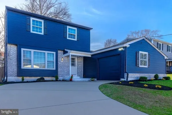22 CLEMSON RD