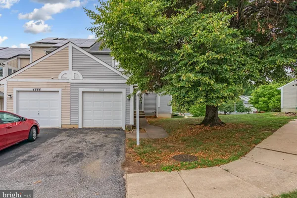 4668 WINTERBERRY LN