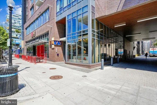 70 N ST N603