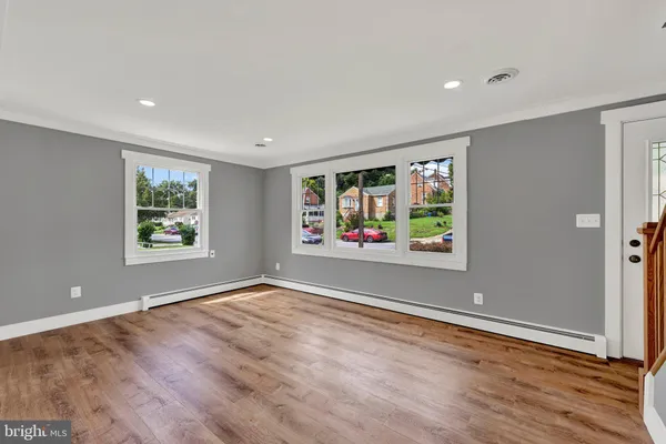 634 LONGVIEW