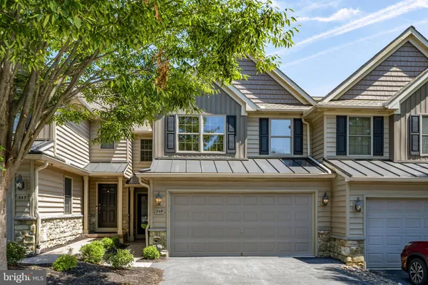 249 FIELDCREST LN