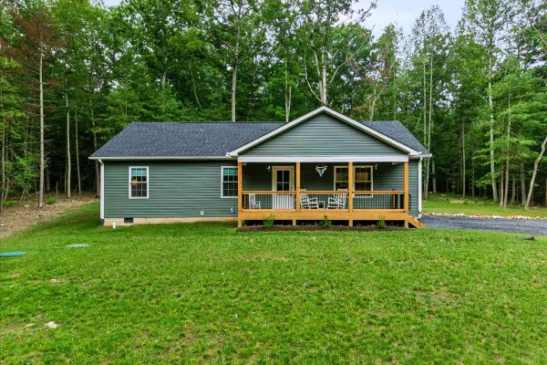 3022 MORELAND GAP