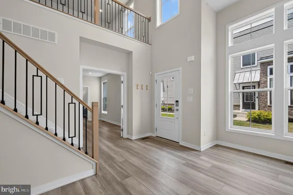 9 UMBRELL DR