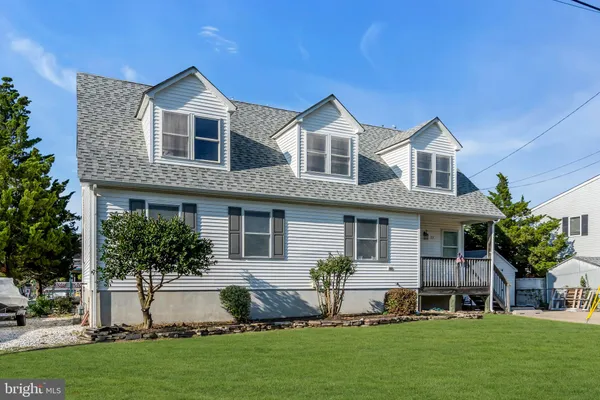 77 BALTIC AVE