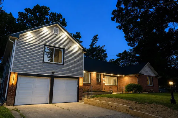 7906 CHANDLER RD