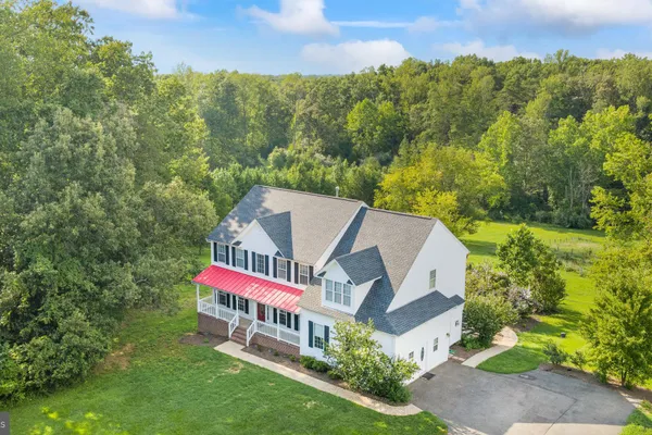 231 CROWN MANOR DR