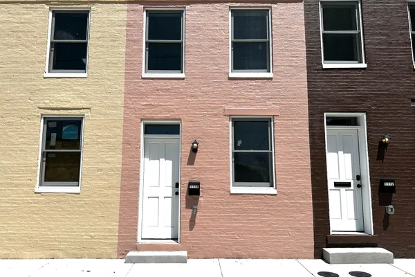1114 SARAH ANN ST